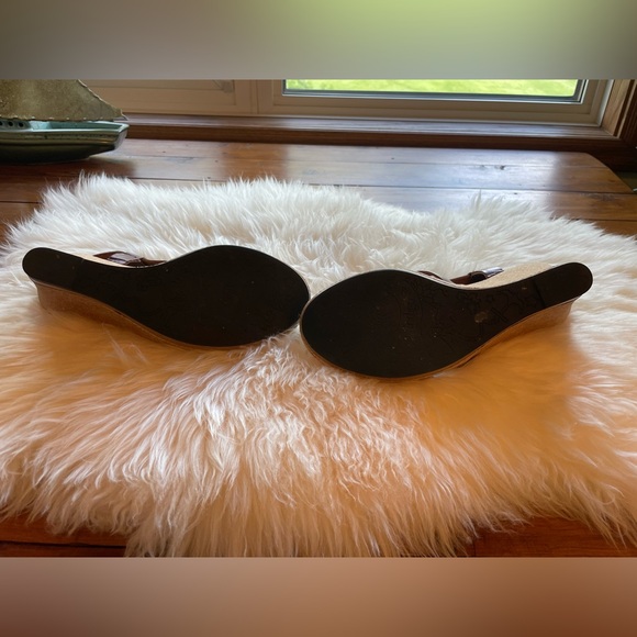 Clark’s Indigo Leather Wedge Sandal - Picture 6 of 8